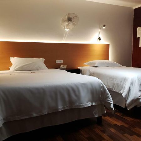Hotel El Carmelo Miraflores Lima Luaran gambar
